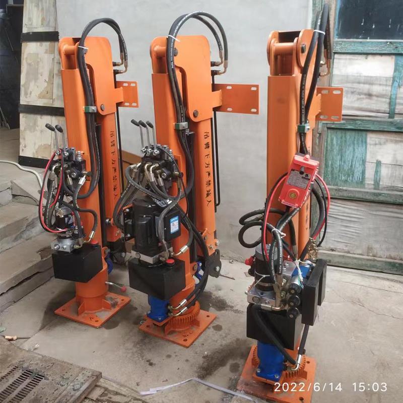 岱岳区重汽蓝牌随车吊 3.2吨 国六动力强 液压驱动 农用自卸起重机